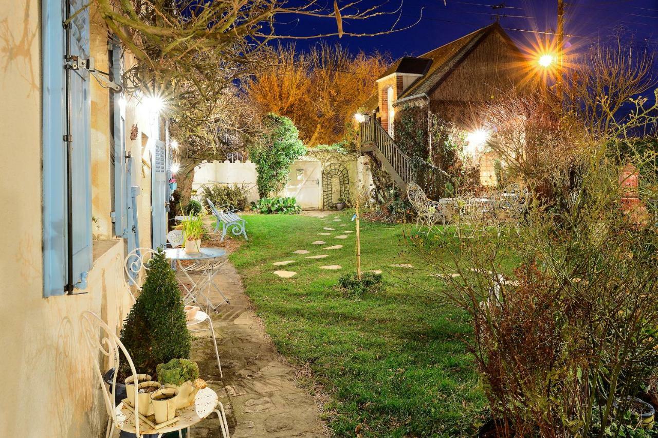 Maison D'Hotes A L'Ombre Bleue Mittainville ภายนอก รูปภาพ